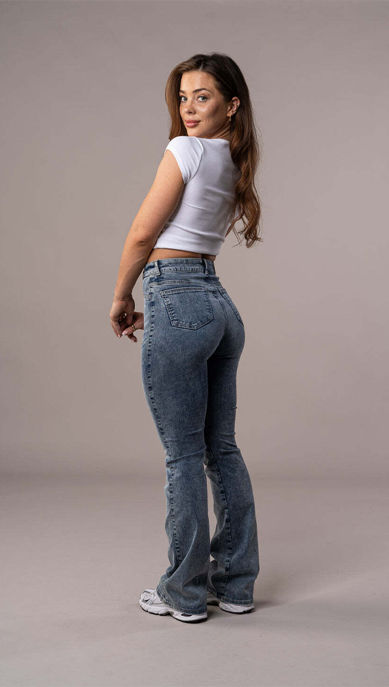 SculptFit FlareJeans